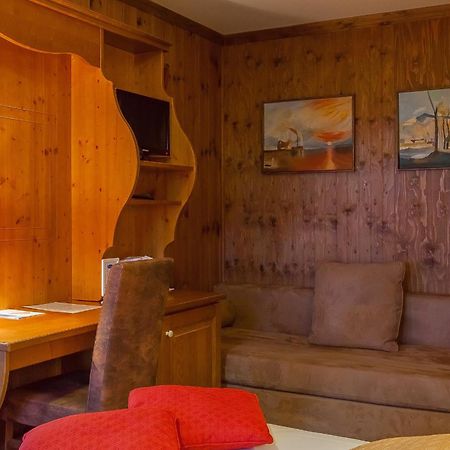Hotel Les Balcons Village La Plagne Room photo