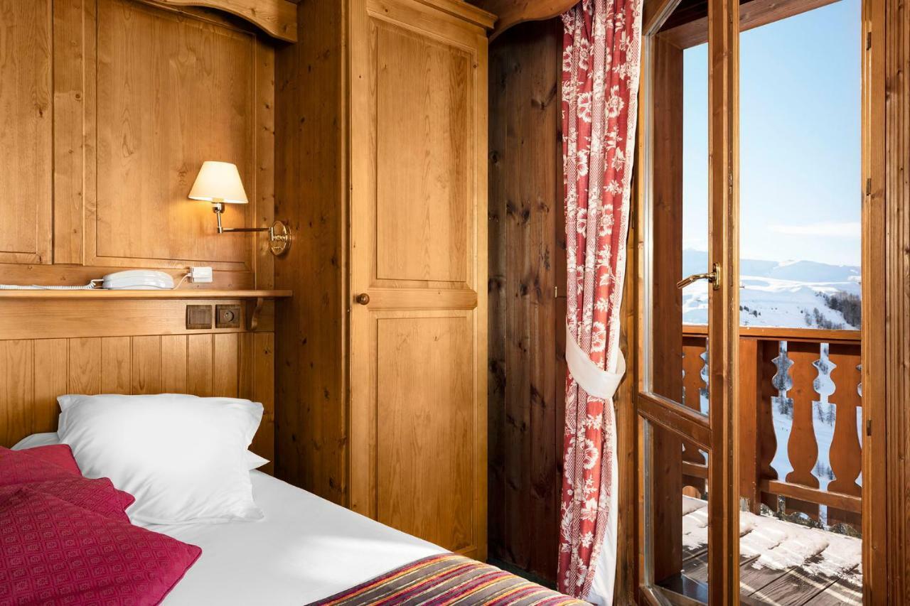 Hotel Les Balcons Village La Plagne Exterior photo